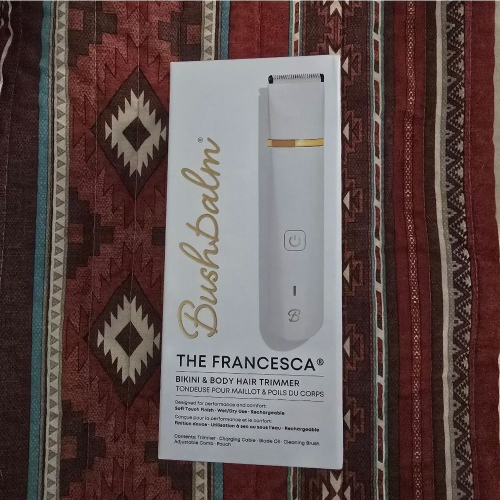 The Francesca BushBalm Bikini & Body Hair Trimmer